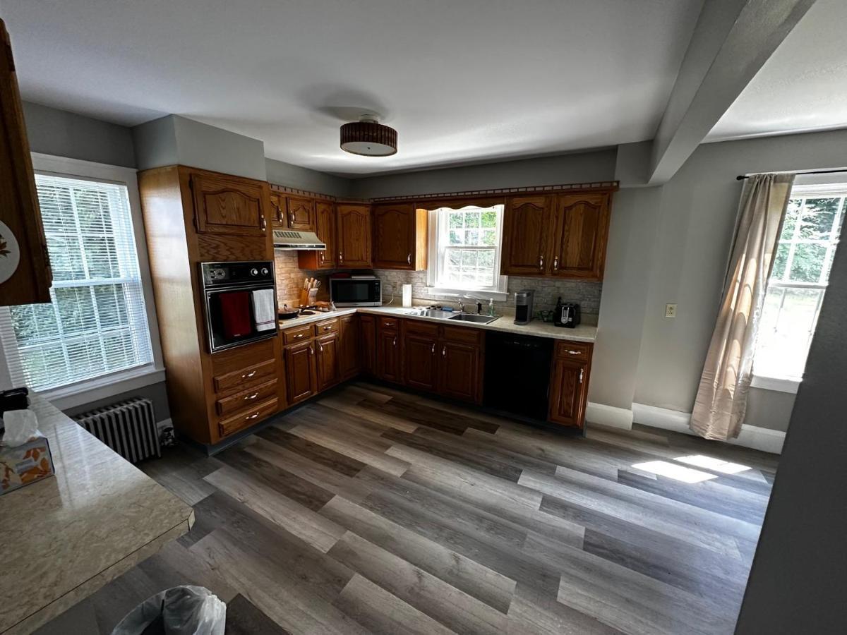 Cute Cape Cod Style Home Pittsfield Luaran gambar