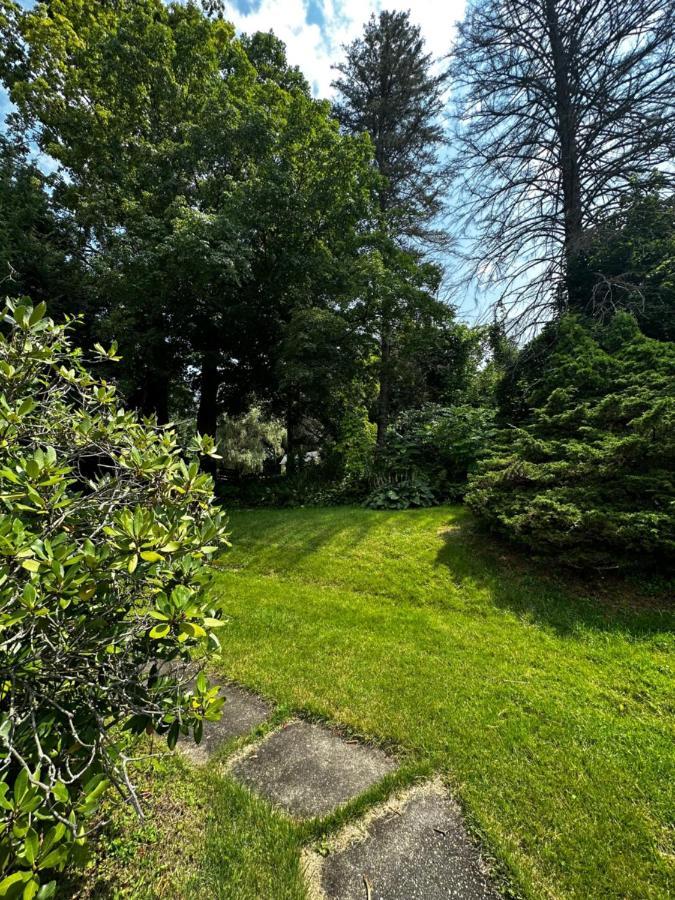Cute Cape Cod Style Home Pittsfield Luaran gambar